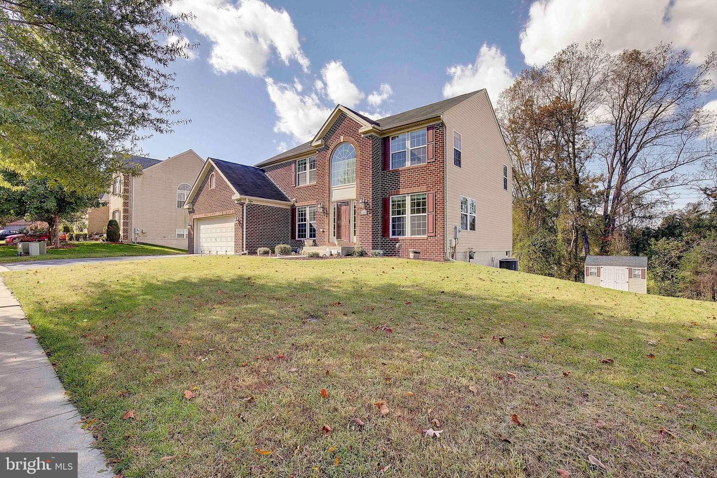 5303 Chestnut Manor Court photo 2