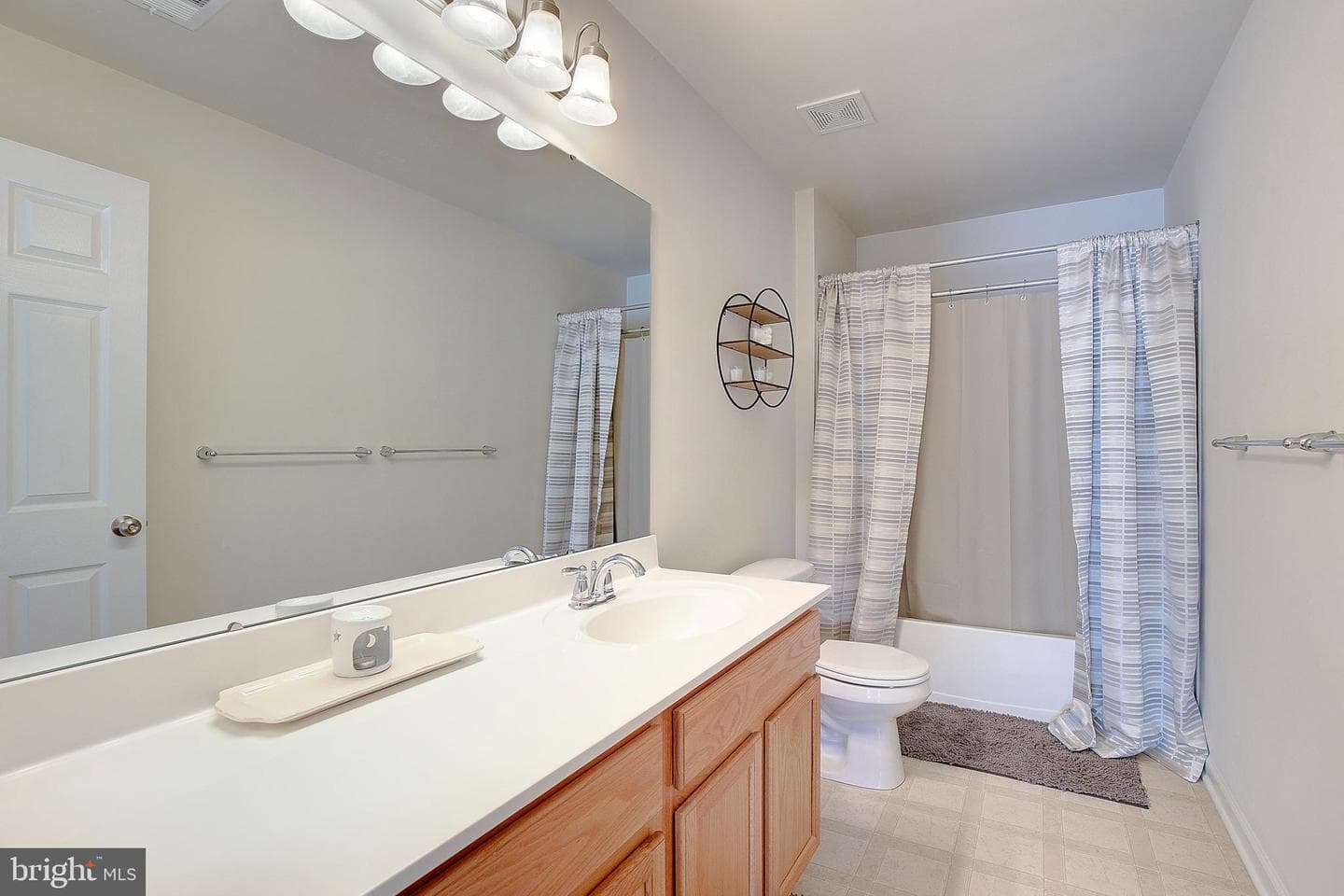 5303 Chestnut Manor Court photo 30