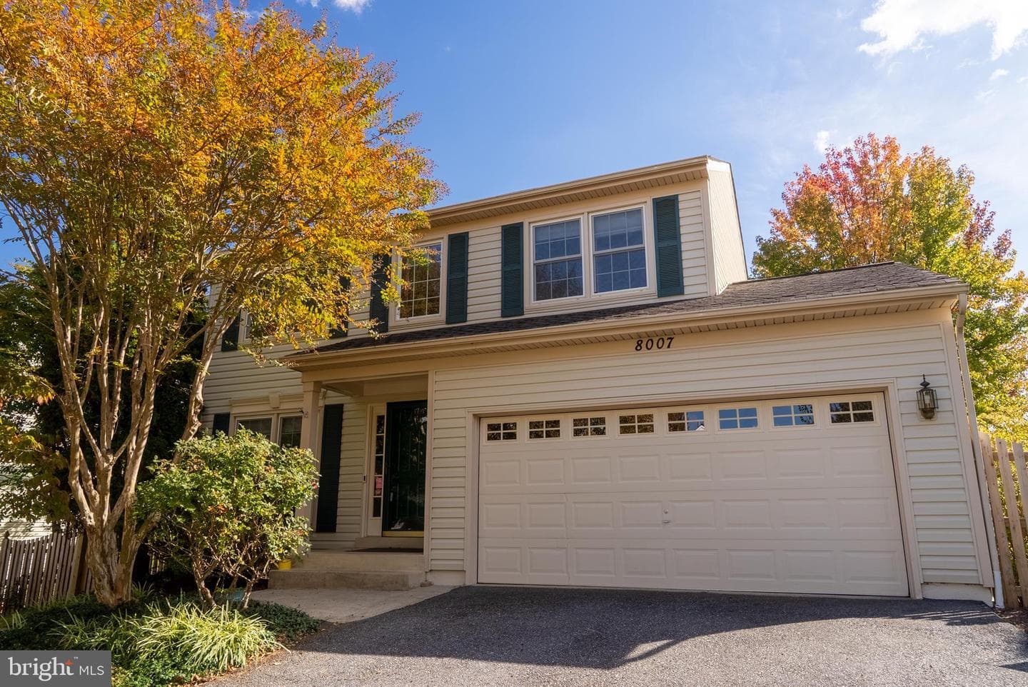 8007 Craddock Road photo 1