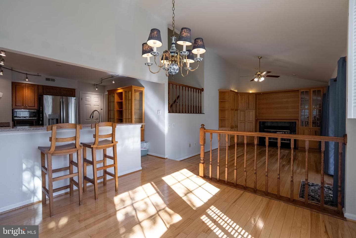 8007 Craddock Road photo 13