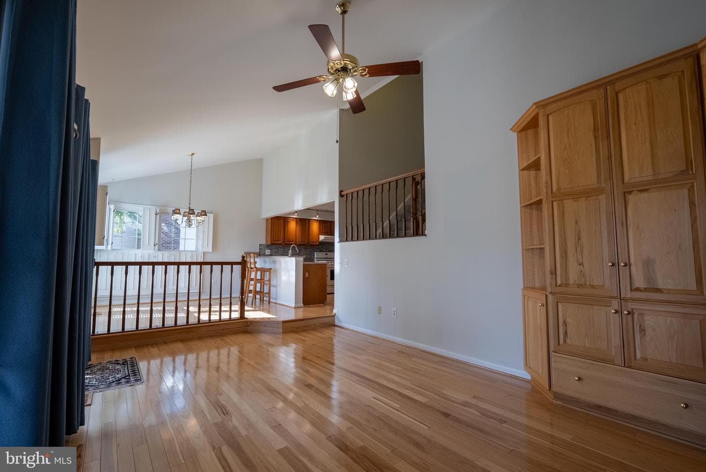 8007 Craddock Road photo 15