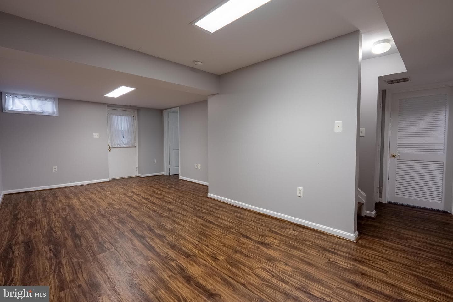 8007 Craddock Road photo 37