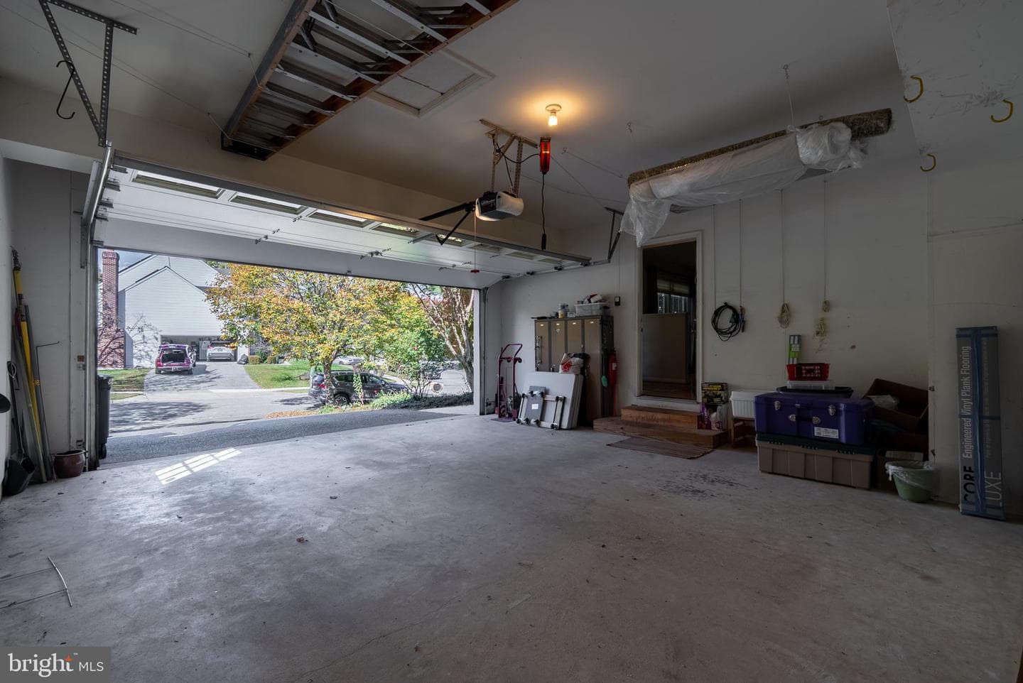 8007 Craddock Road photo 51