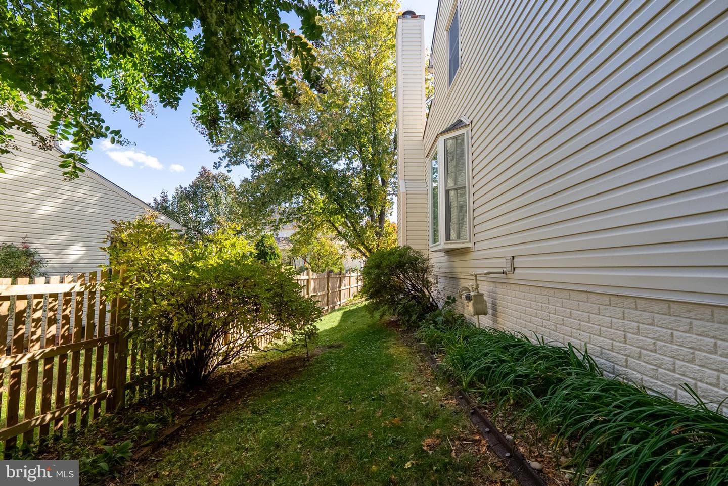 8007 Craddock Road photo 58