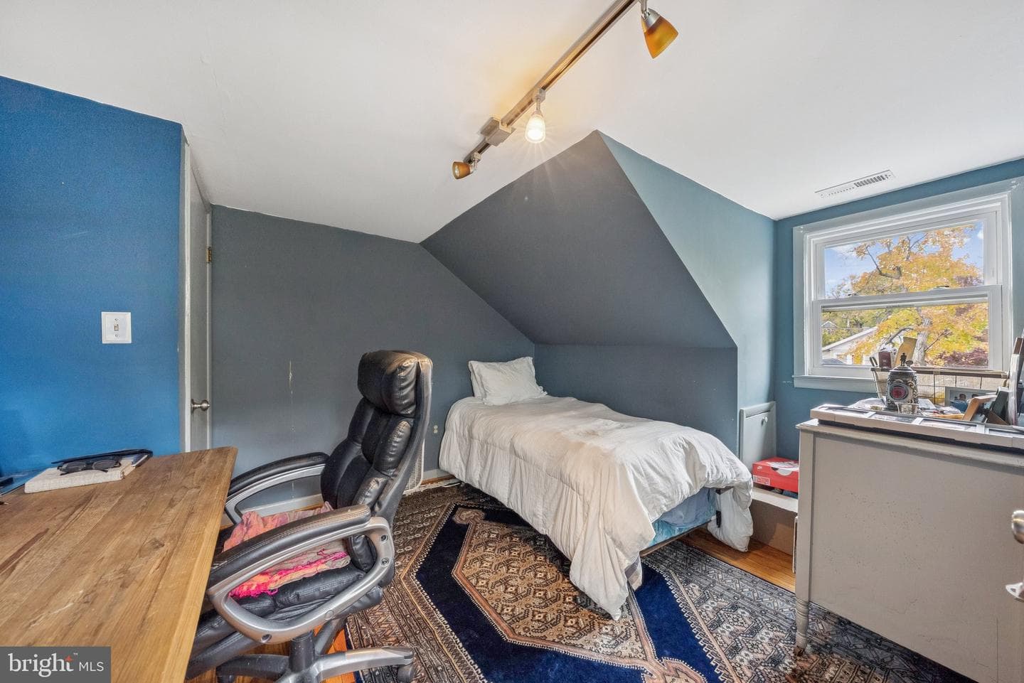 3909 Oliver Street photo 19