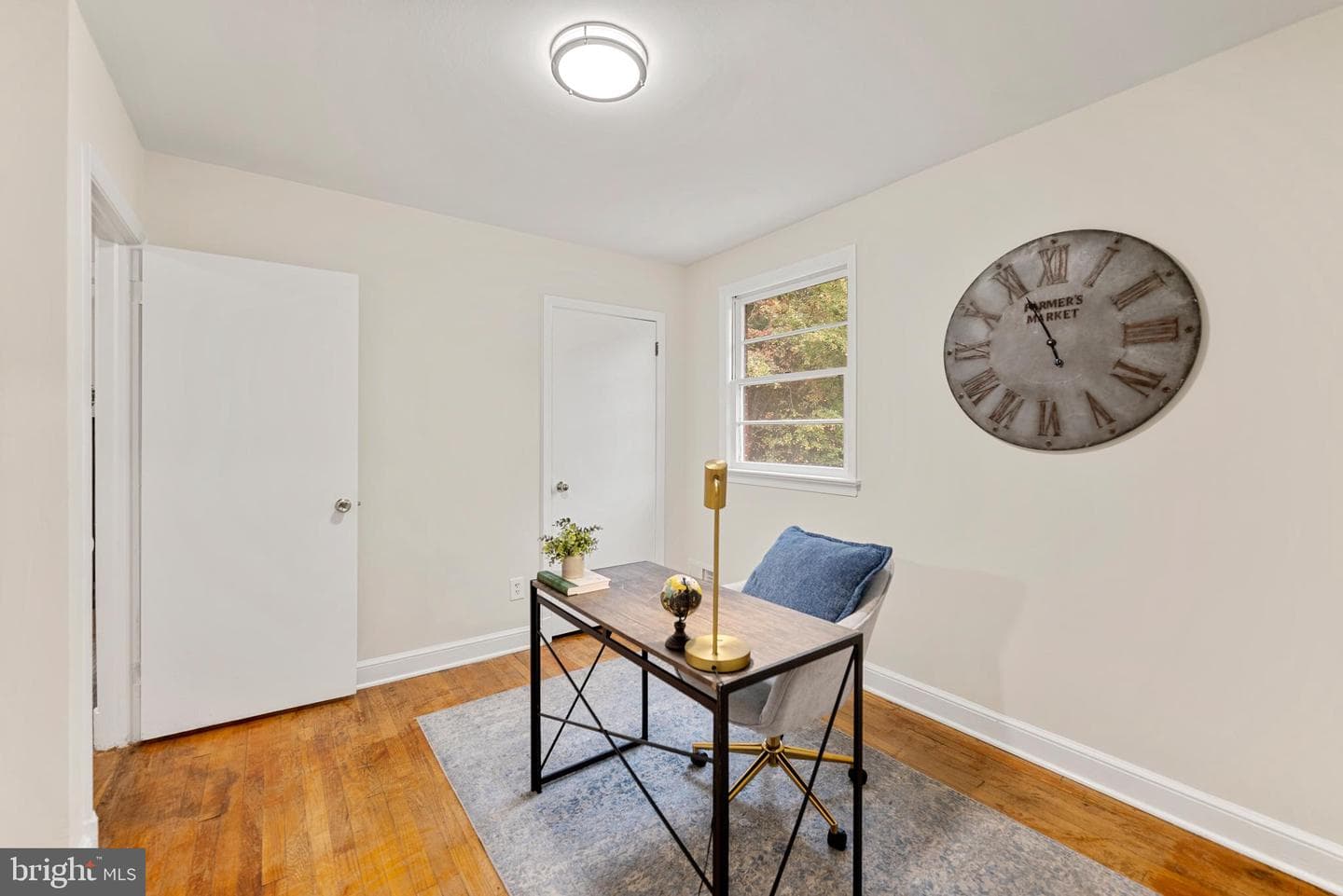 7807 Colonial Lane photo 17