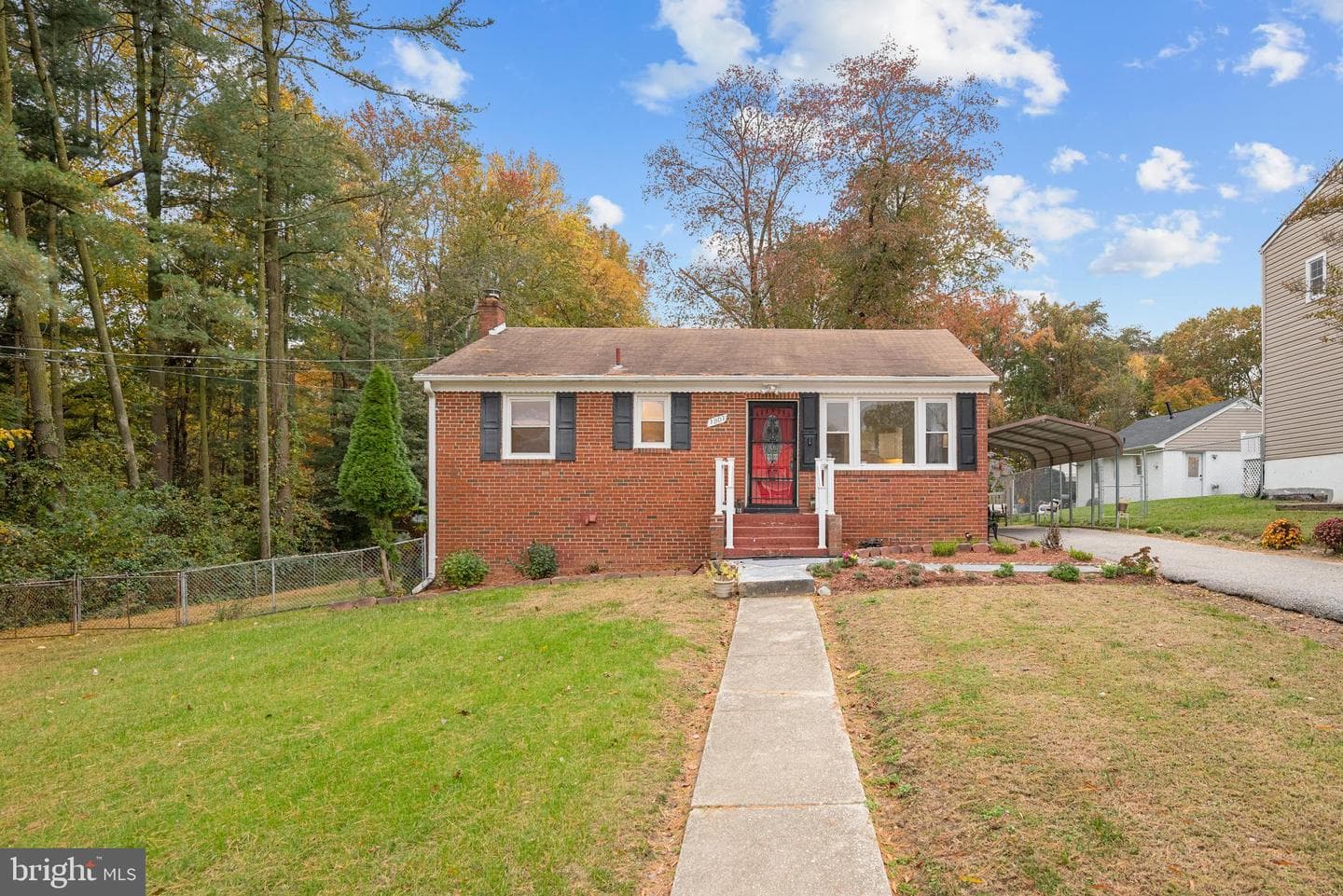 7807 Colonial Lane photo 28