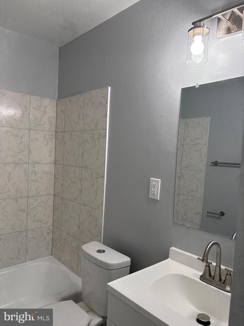 5464 85th Avenue #201 photo 15
