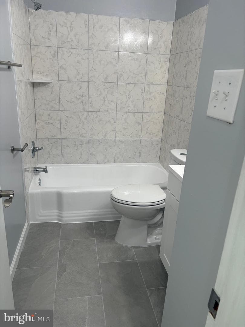 5464 85th Avenue #201 photo 16