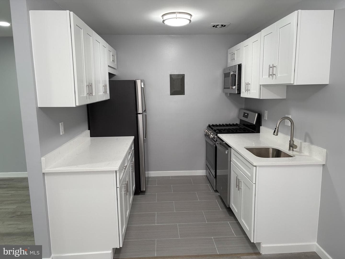 5464 85th Avenue #201 photo 7