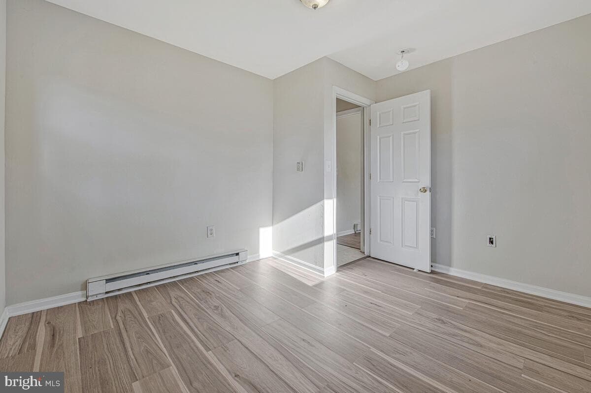 7712 Frederick Road photo 15