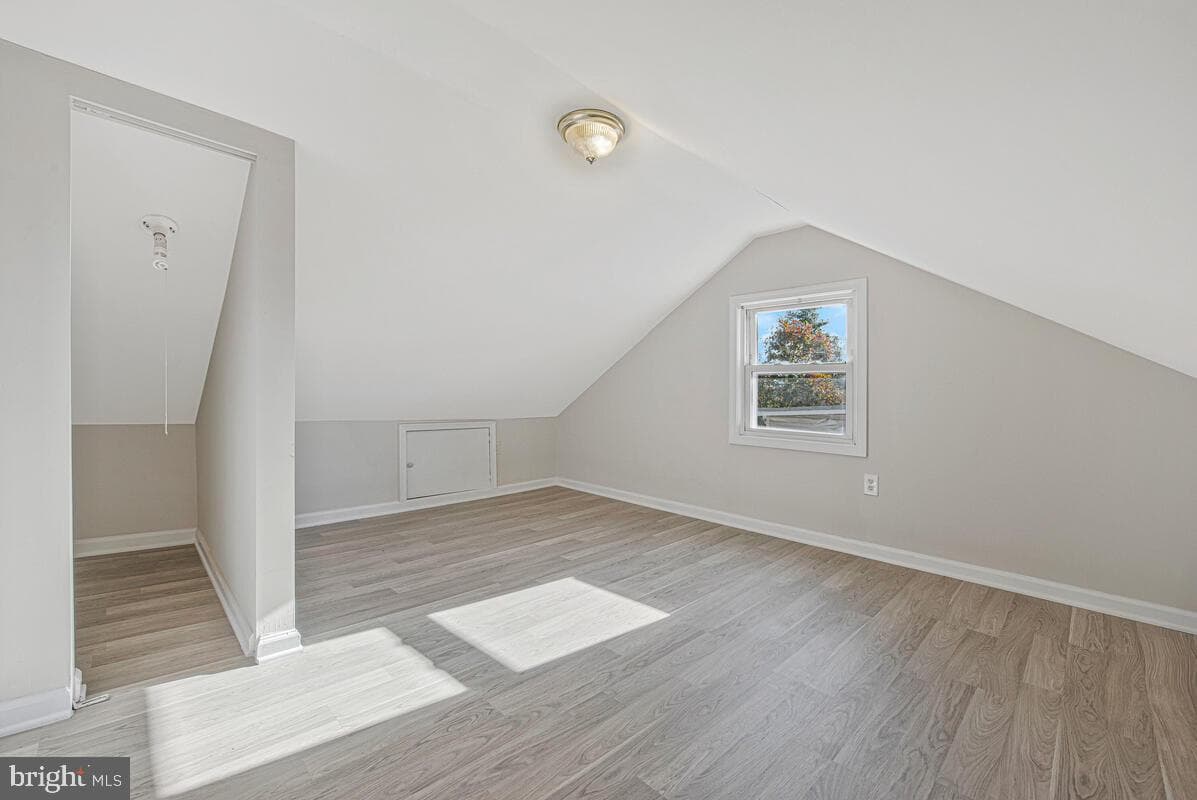 7712 Frederick Road photo 21
