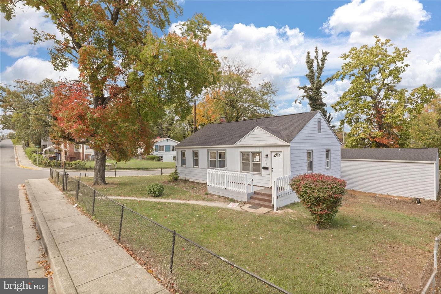 6110 Drylog Street photo 2