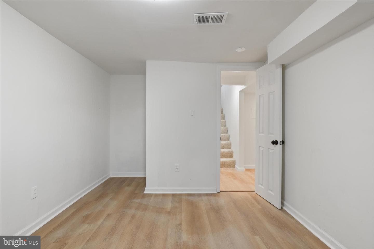 6110 Drylog Street photo 23