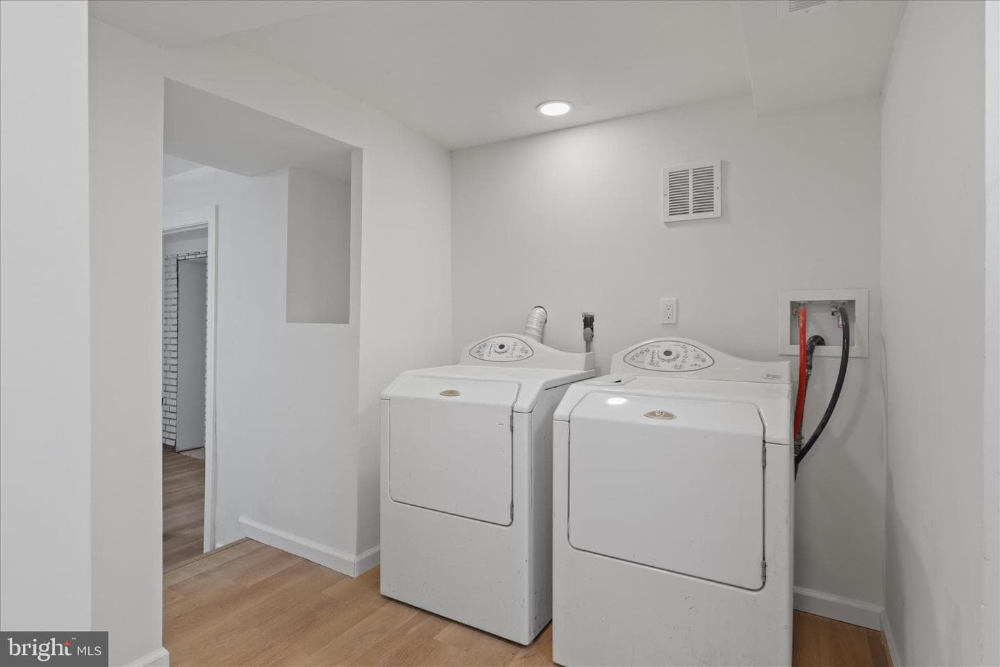 6110 Drylog Street photo 24