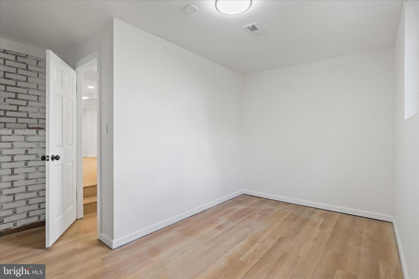 6110 Drylog Street photo 27