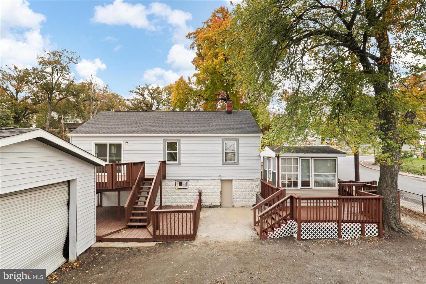 6110 Drylog Street photo 35