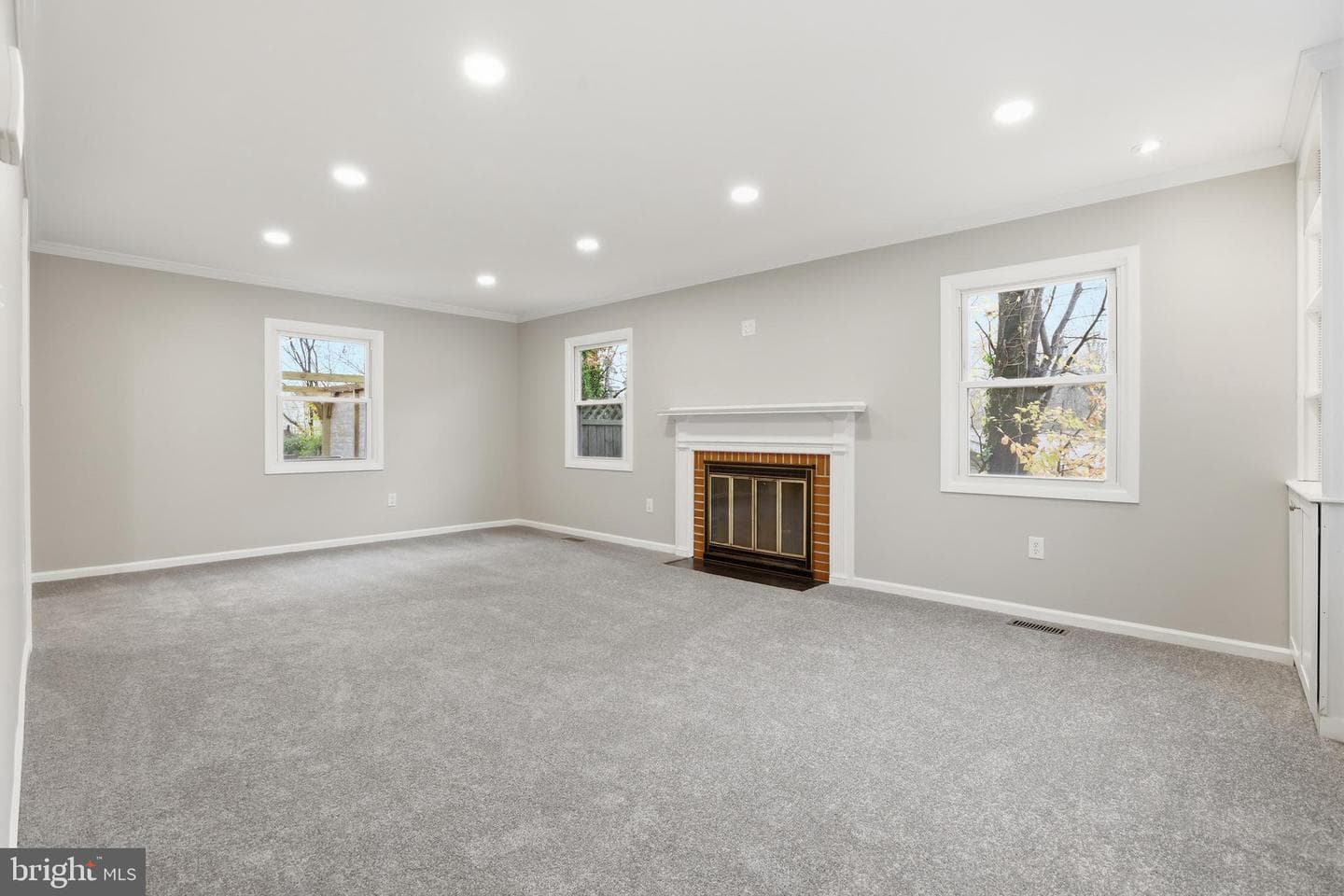 12804 Holiday Lane photo 11