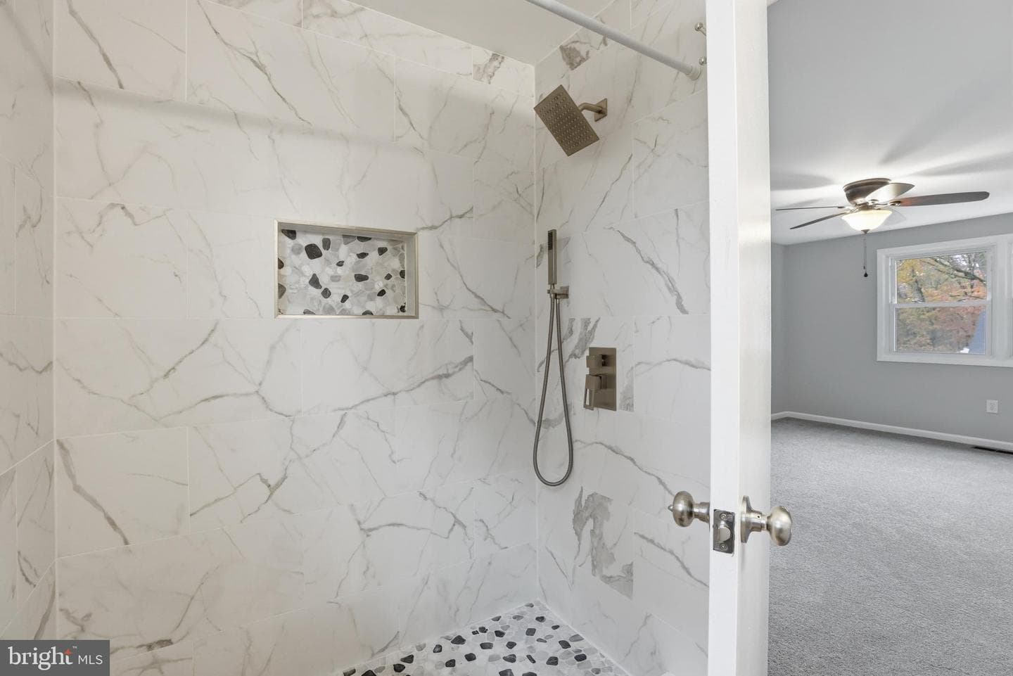 12804 Holiday Lane photo 25