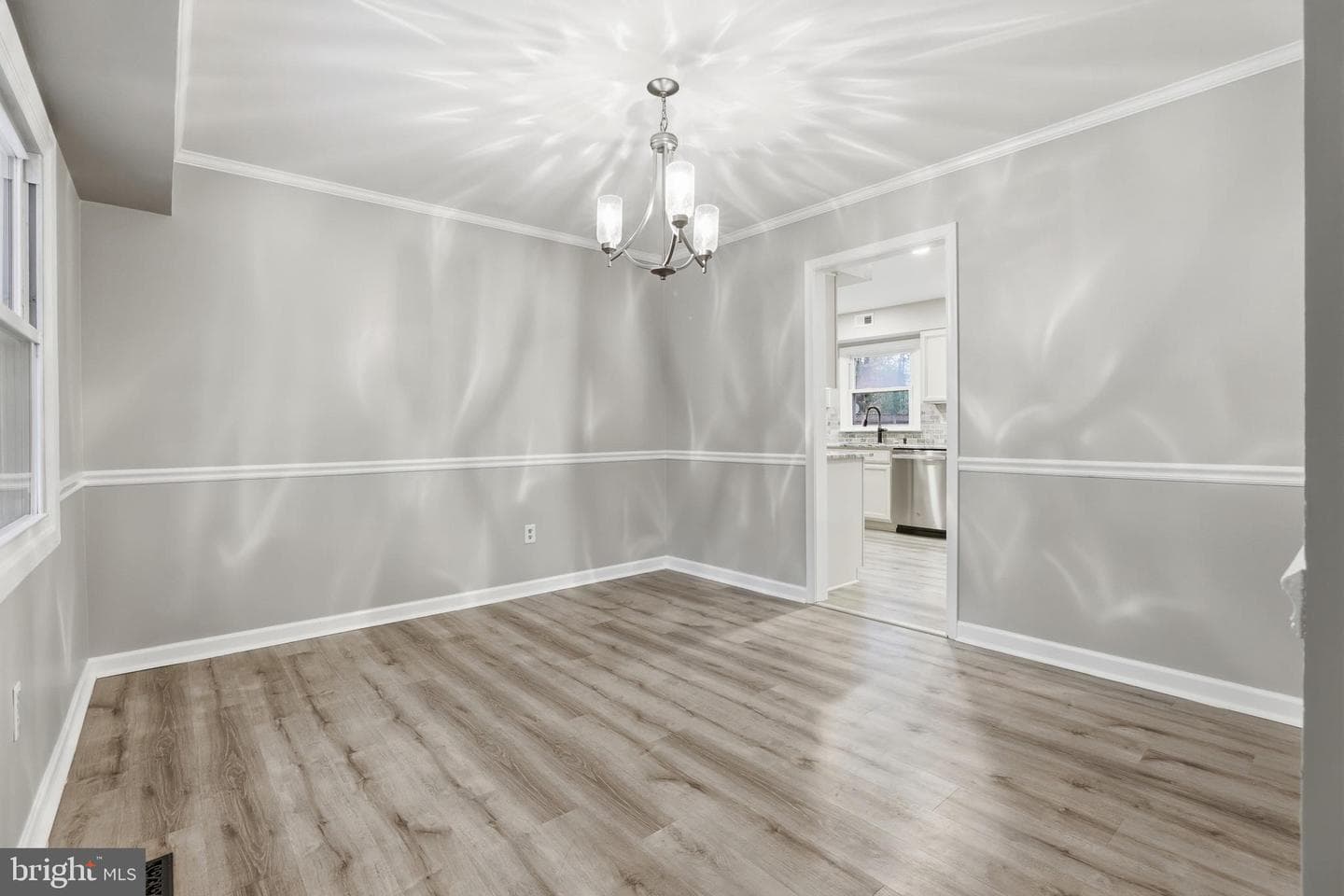 12804 Holiday Lane photo 9