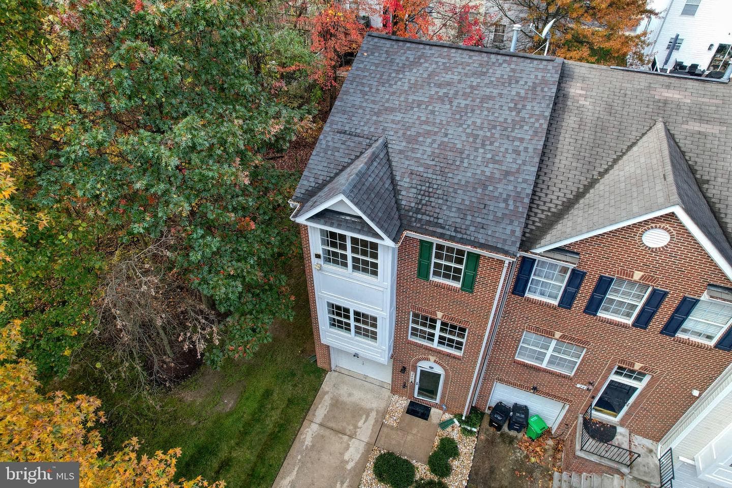 2400 Lemontree Lane photo 12