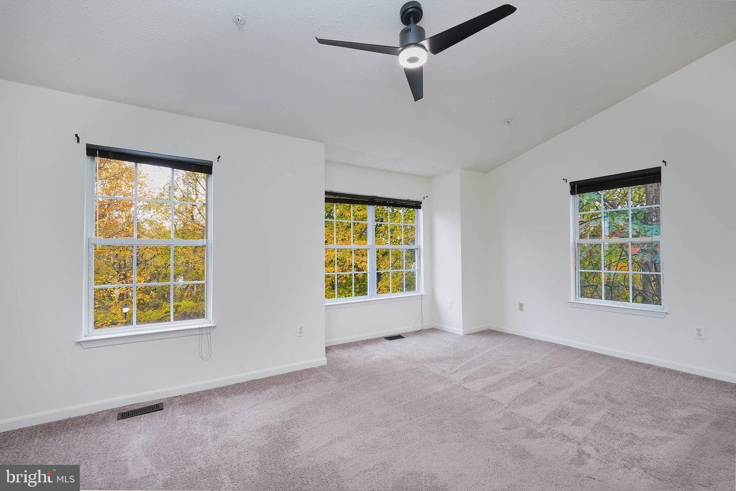 2400 Lemontree Lane photo 31