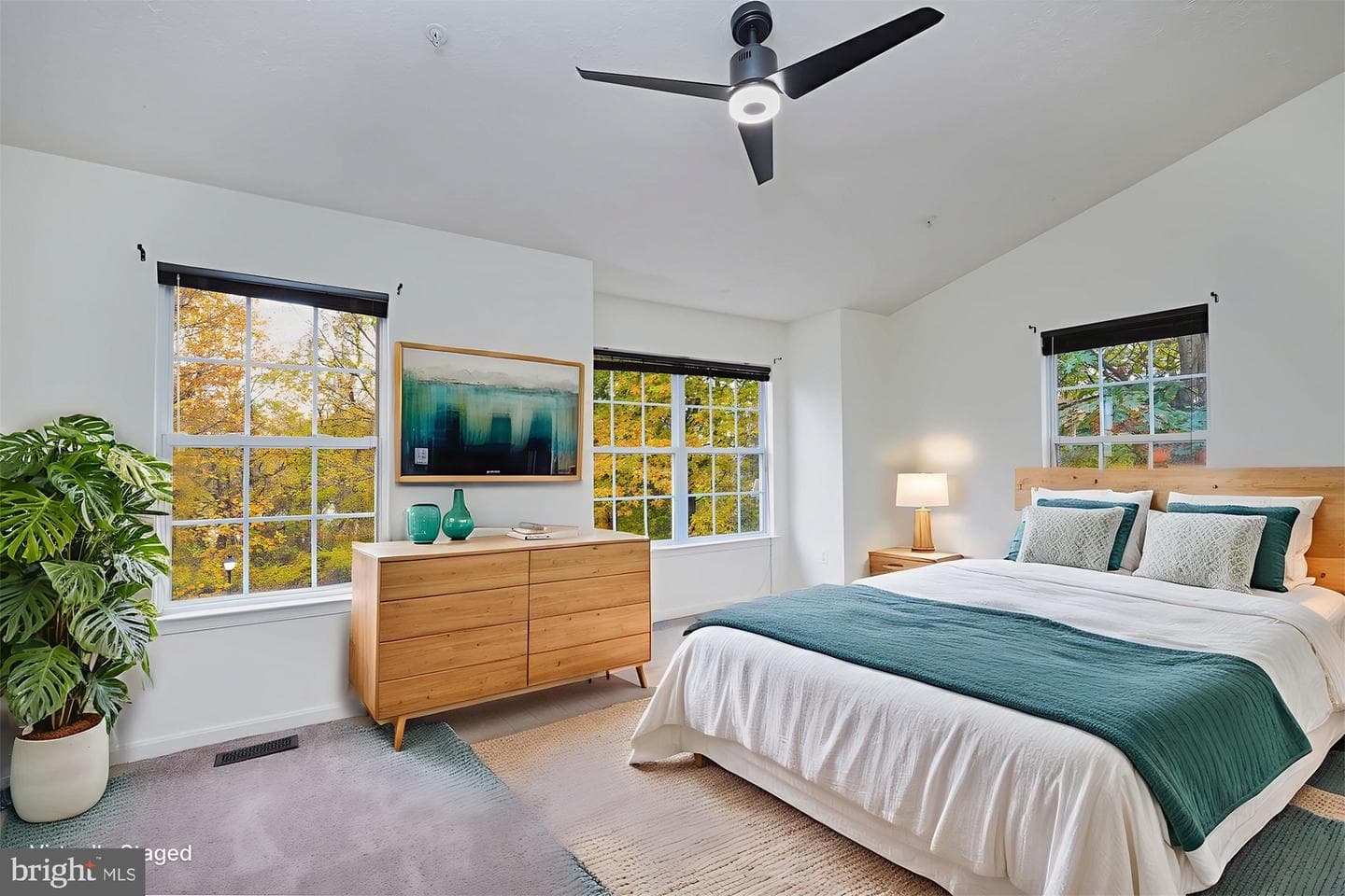 2400 Lemontree Lane photo 32