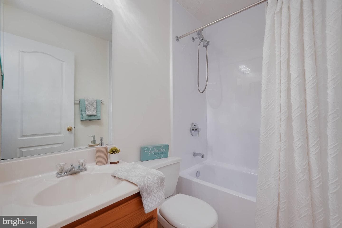 2400 Lemontree Lane photo 39