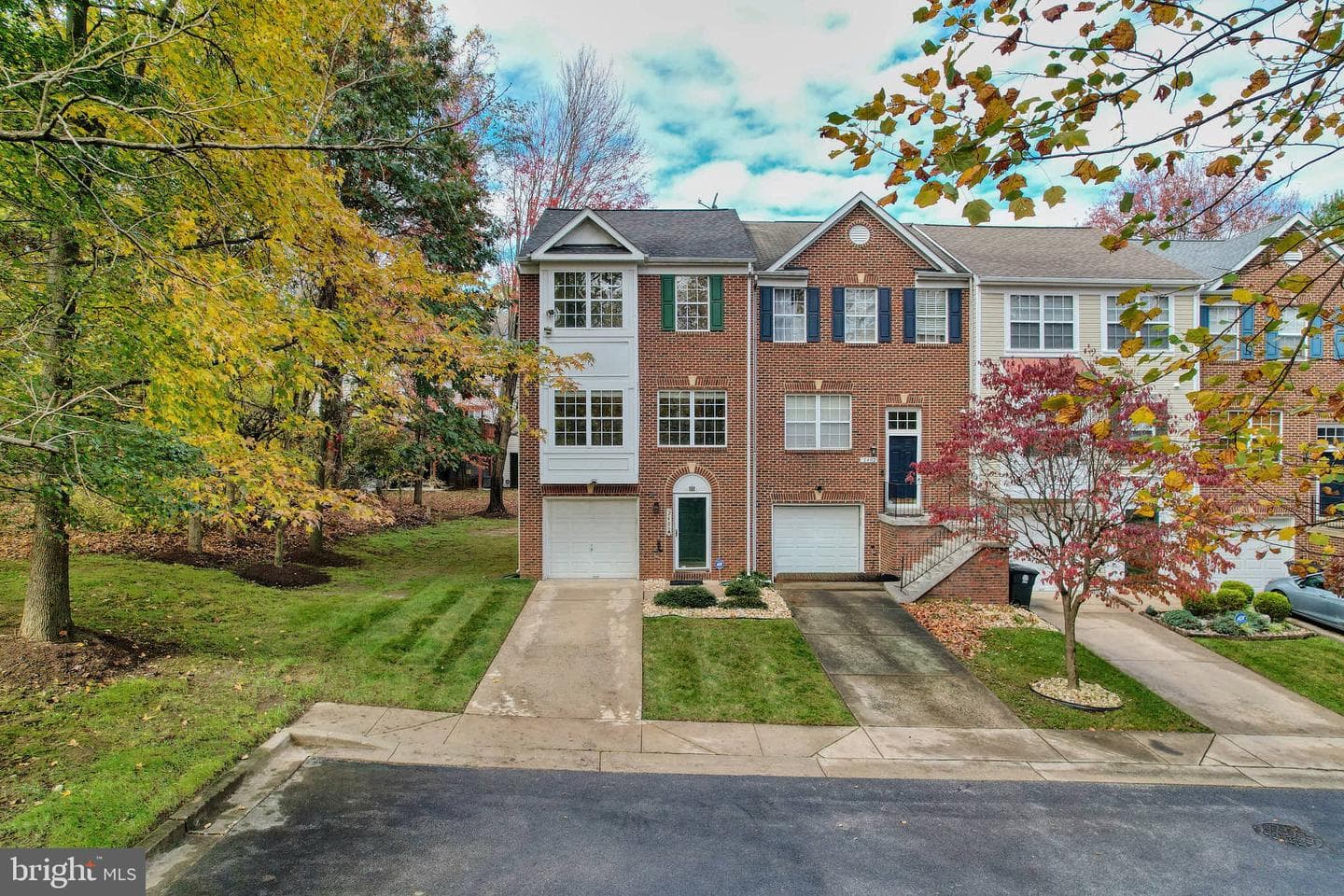 2400 Lemontree Lane photo 5