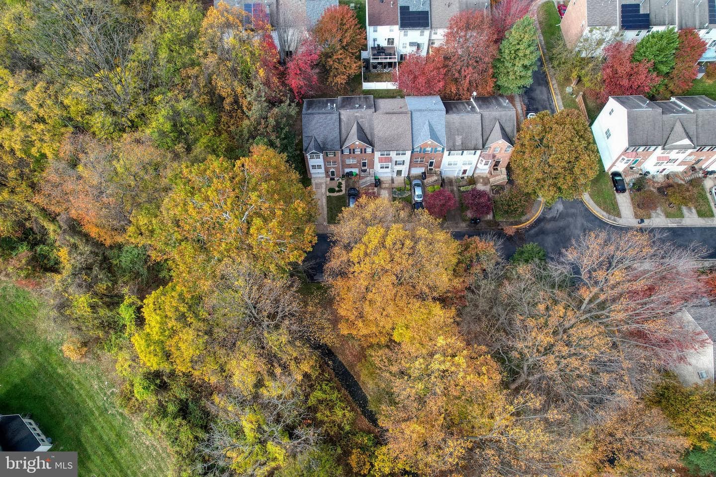 2400 Lemontree Lane photo 8