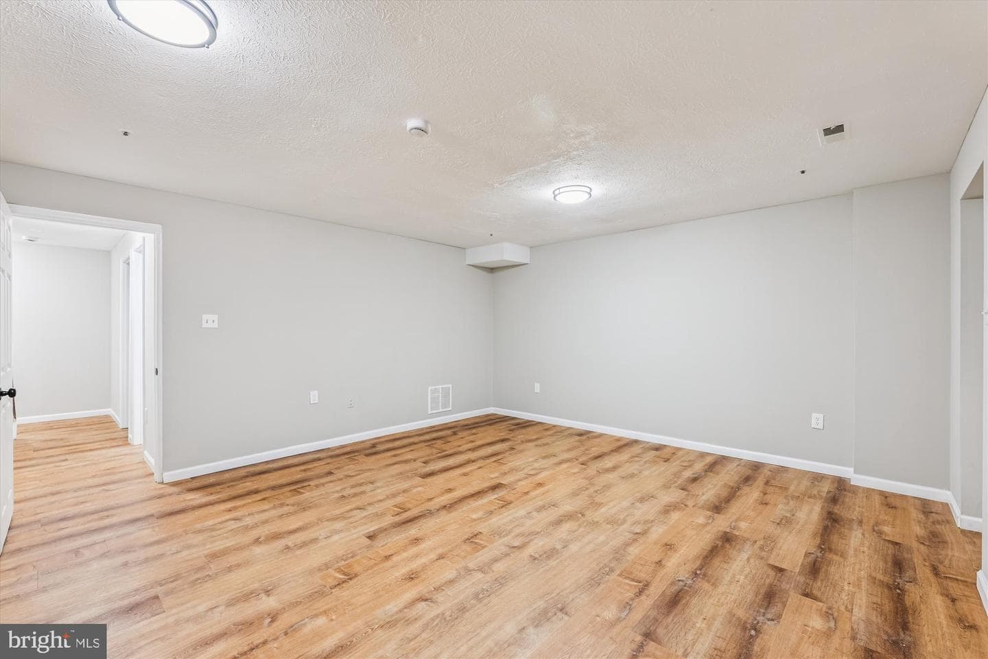 6906 Blue Holly Court photo 22