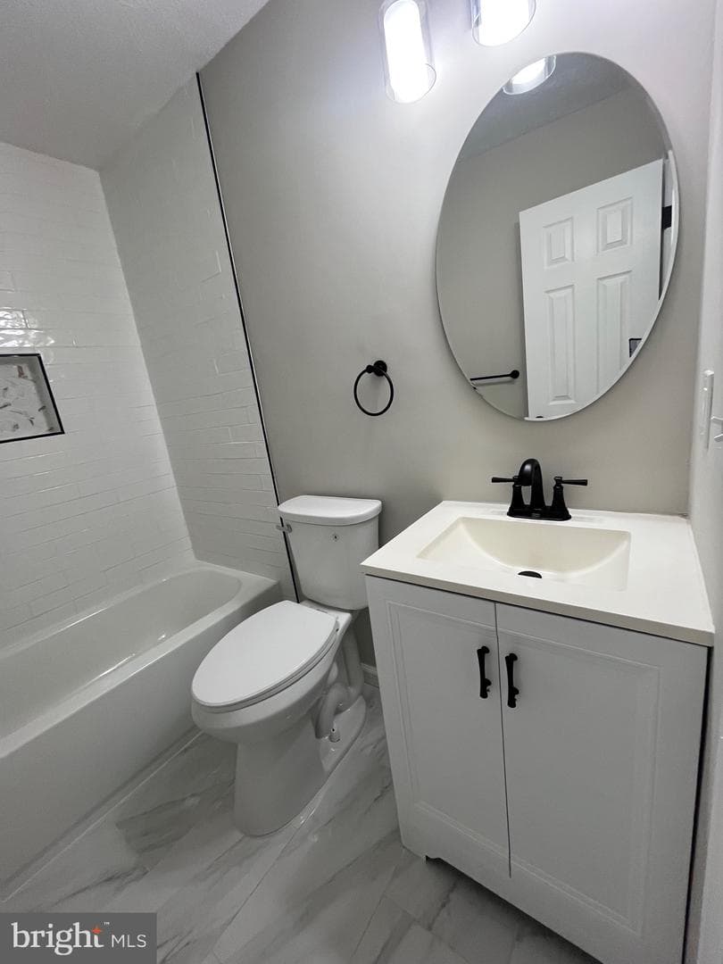 6906 Blue Holly Court photo 27