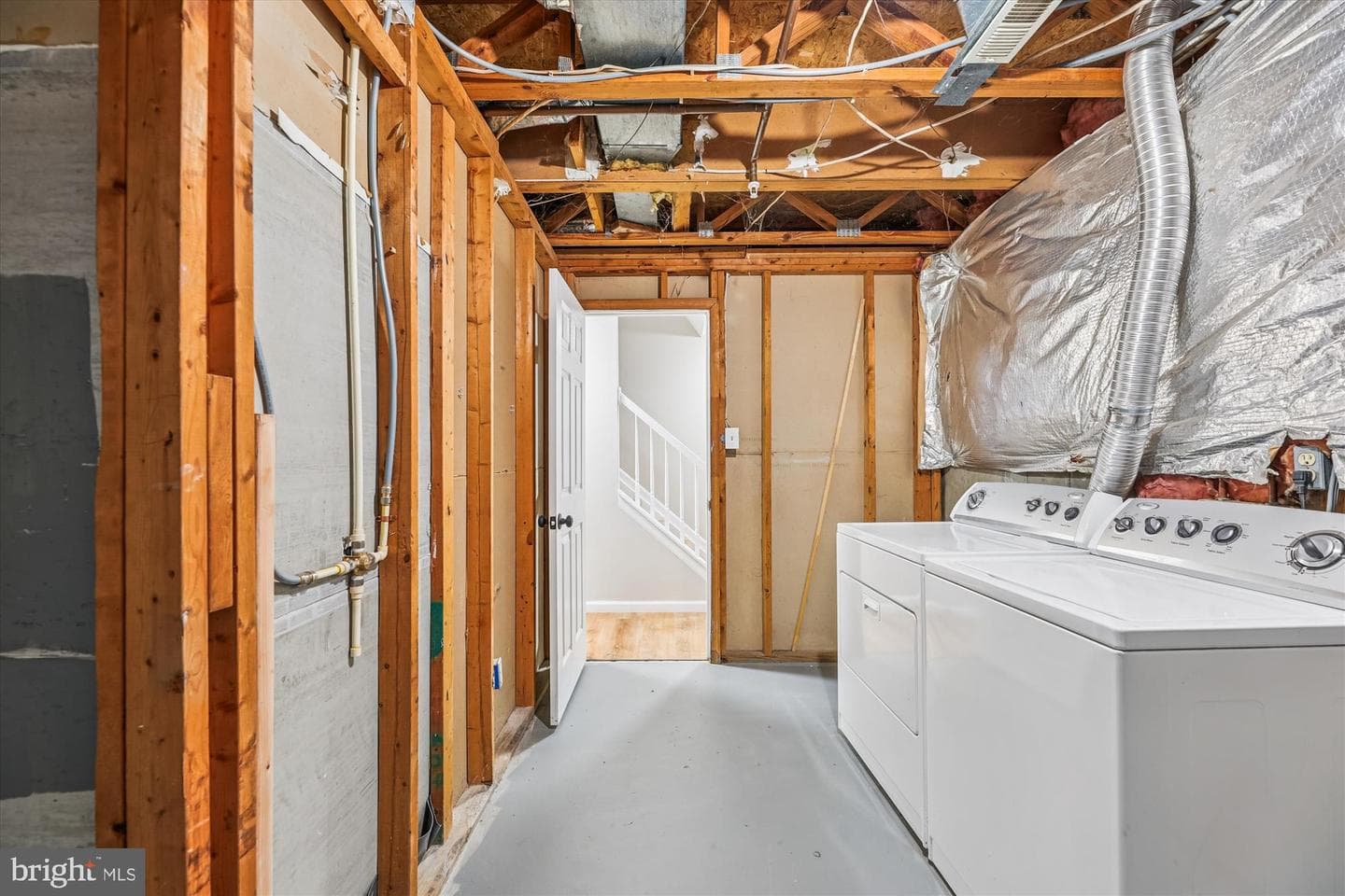 6906 Blue Holly Court photo 32