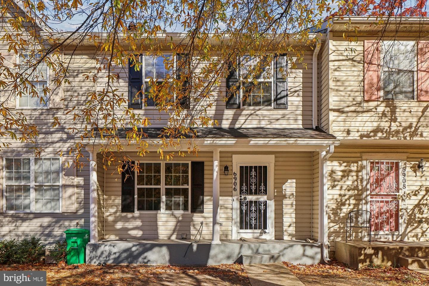 6906 Blue Holly Court photo 35