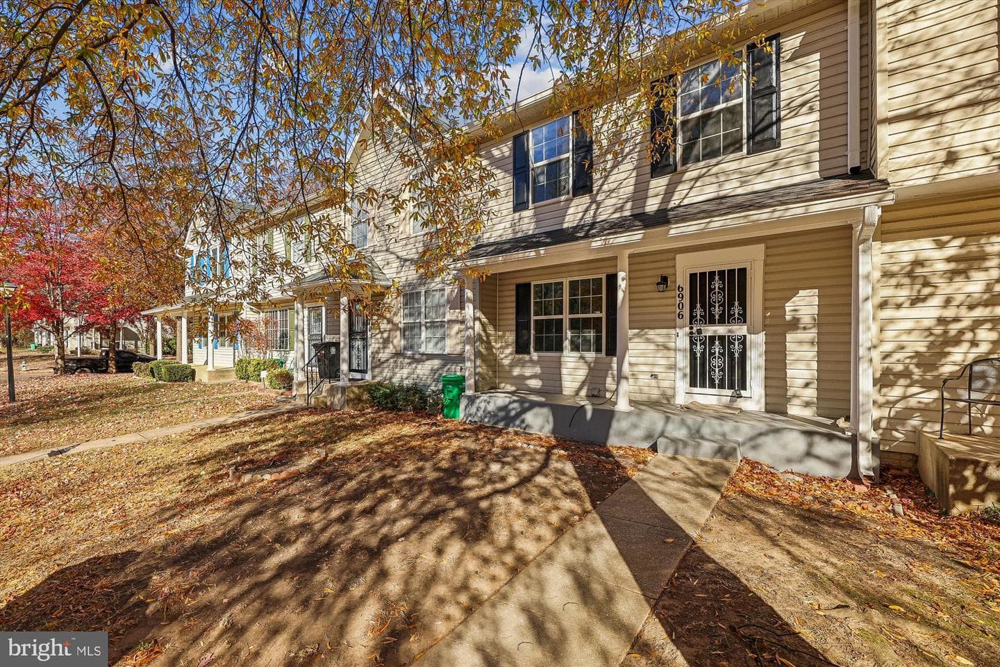 6906 Blue Holly Court photo 36