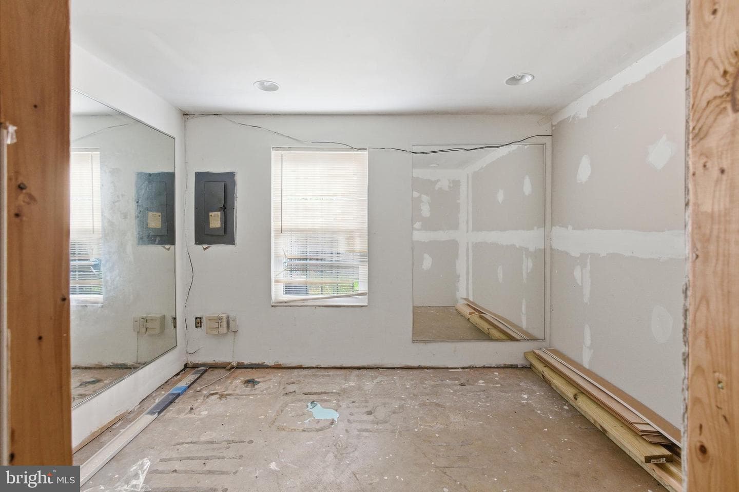 2913 Hobblebush Court photo 16