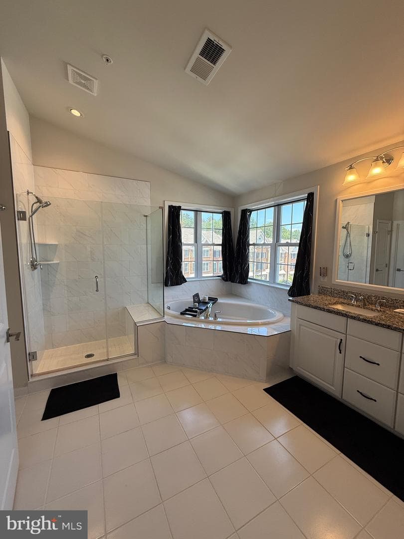 3600 Martingale Road photo 25