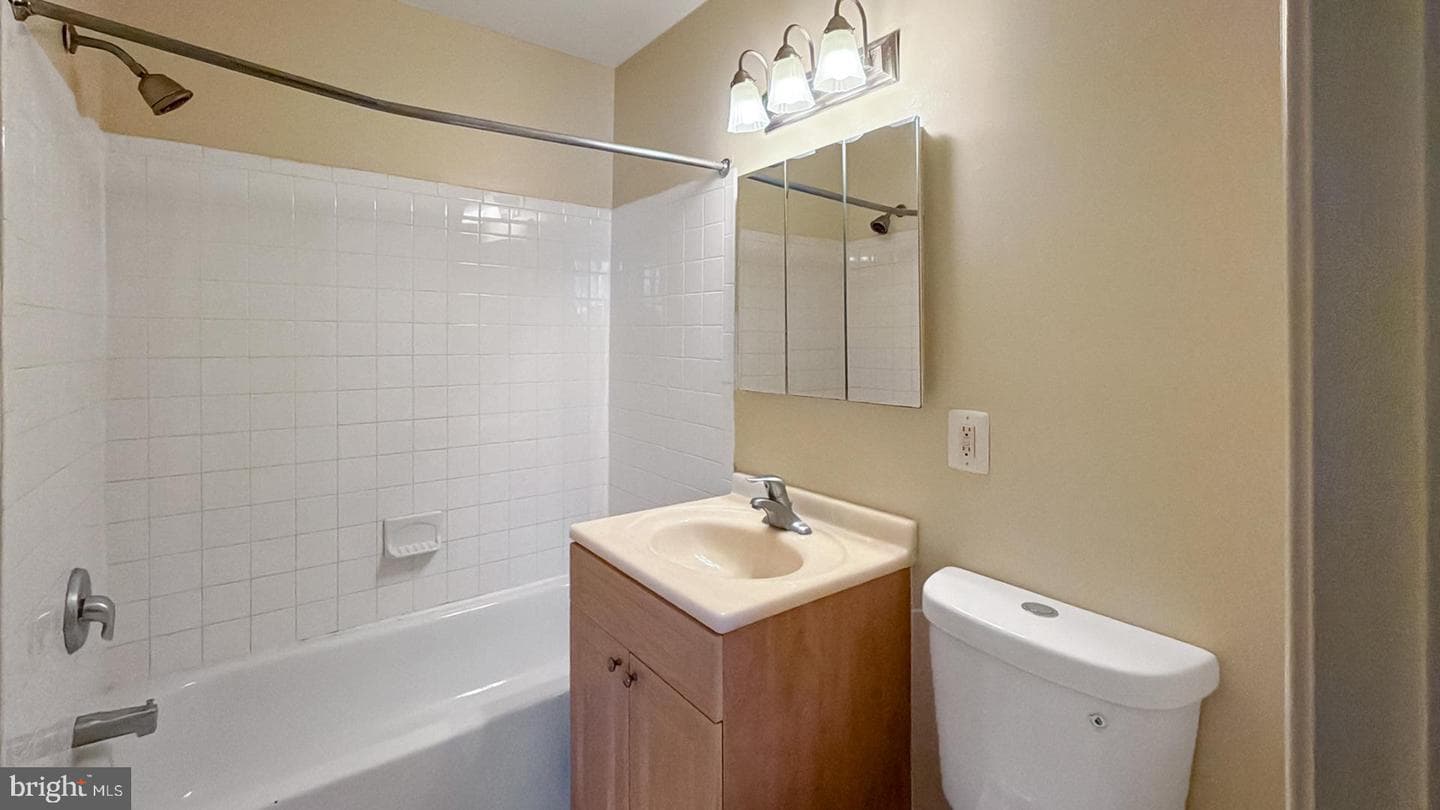 1005 Chillum Road #317 photo 12