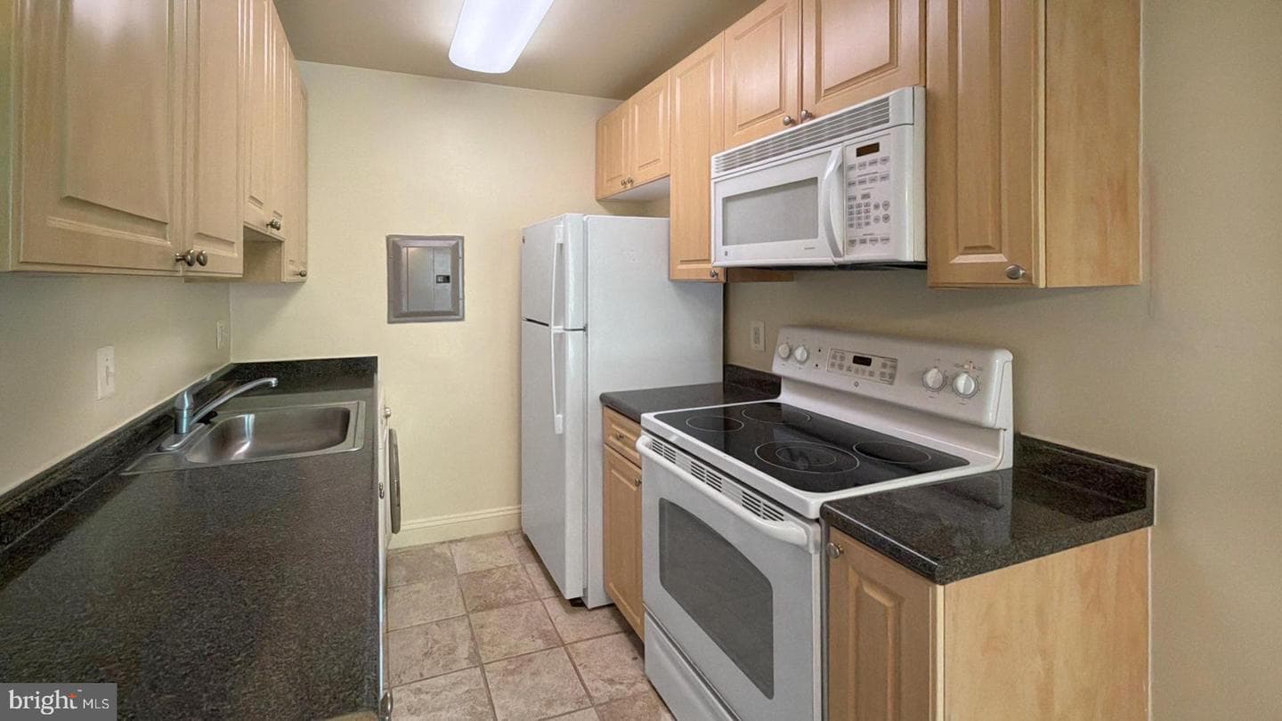 1005 Chillum Road #317 photo 9