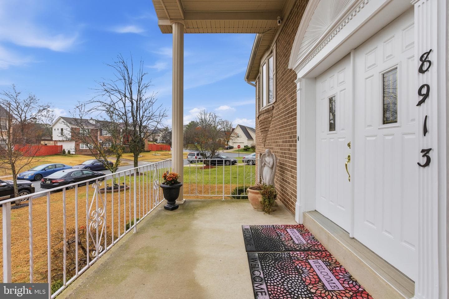8913 Chad Way photo 2