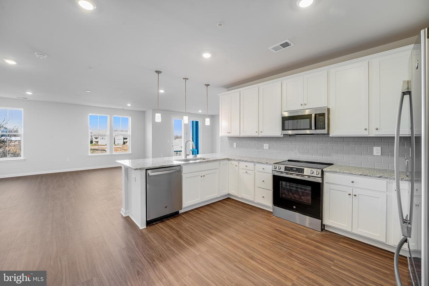 4003 Seaside Alder Road #0206 - Lily