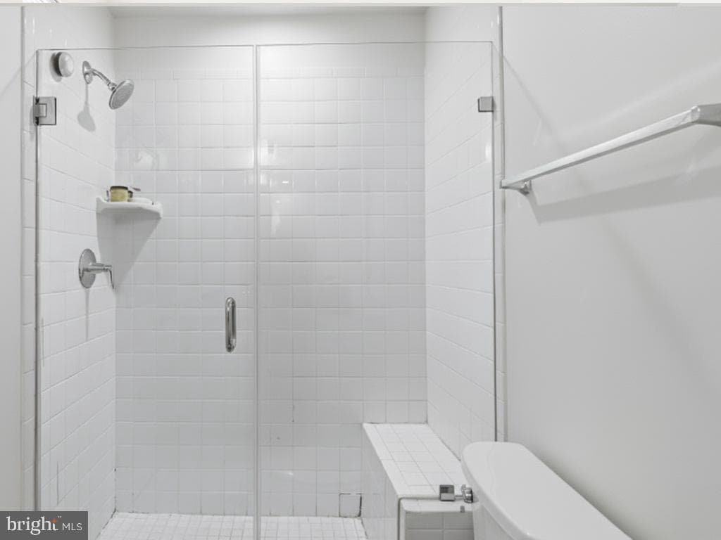 237 Phoenix Drive photo 9