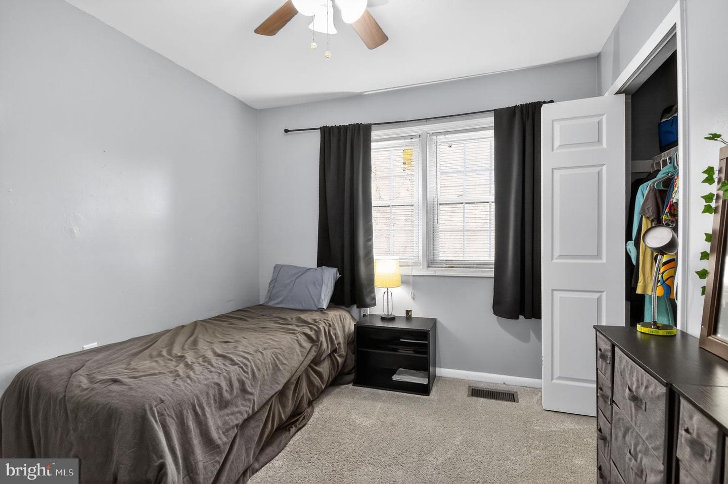 16504 Village Drive W photo 13