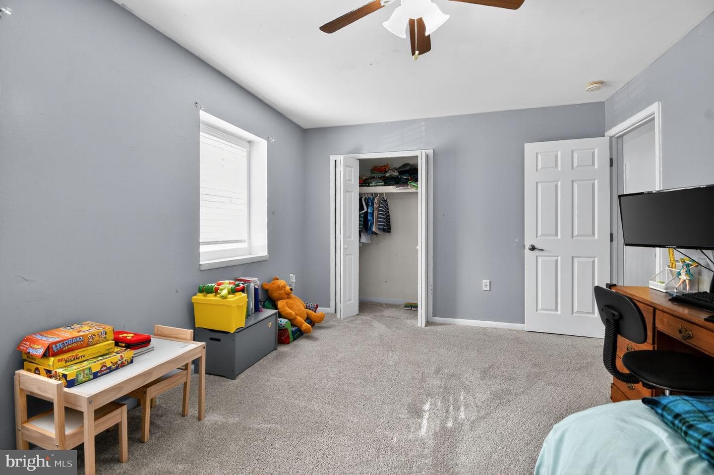 16504 Village Drive W photo 14