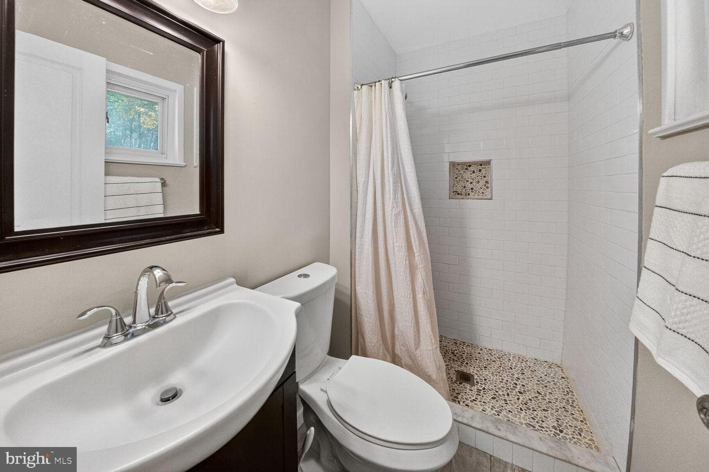6802 Niles Drive photo 20