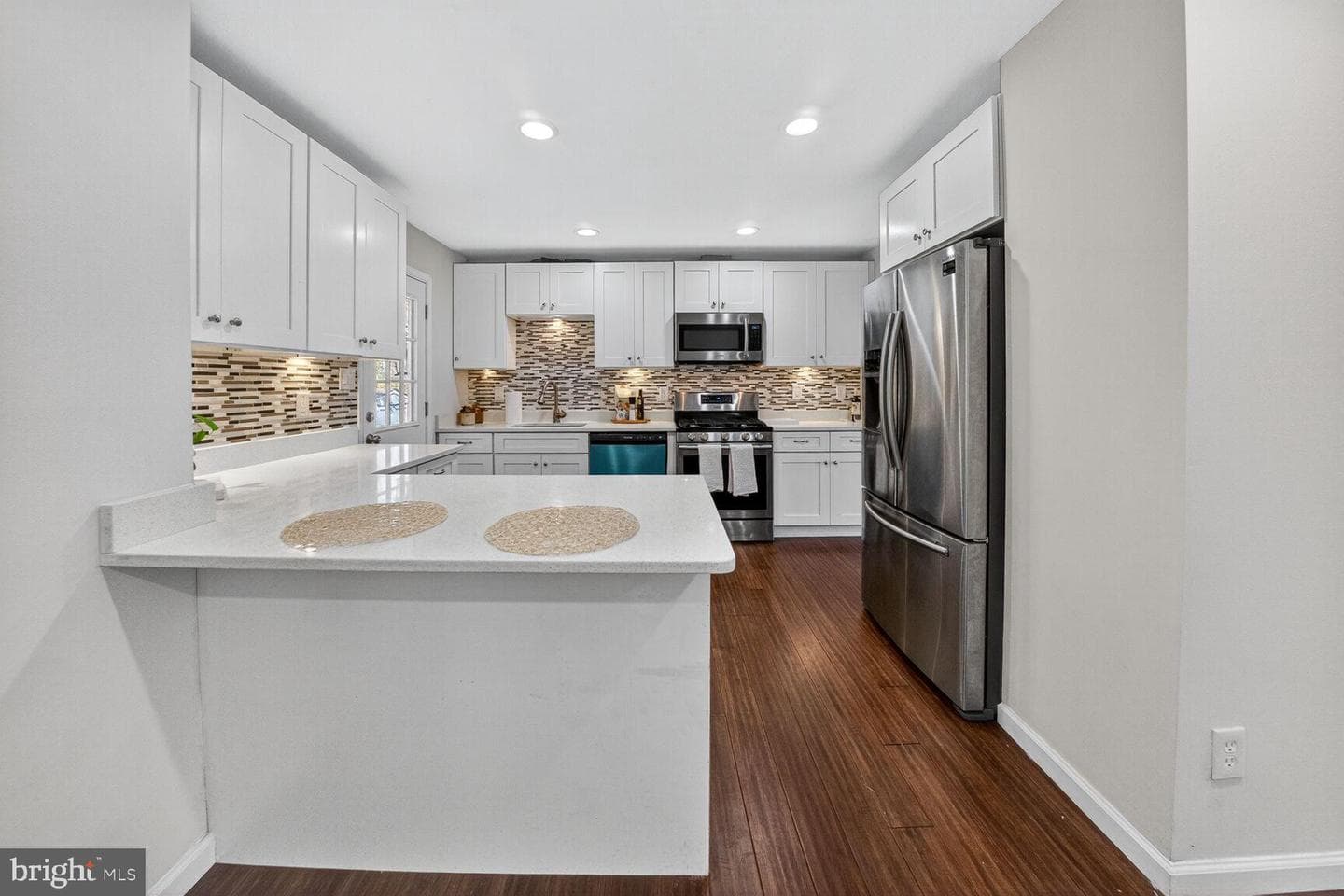 6802 Niles Drive photo 9