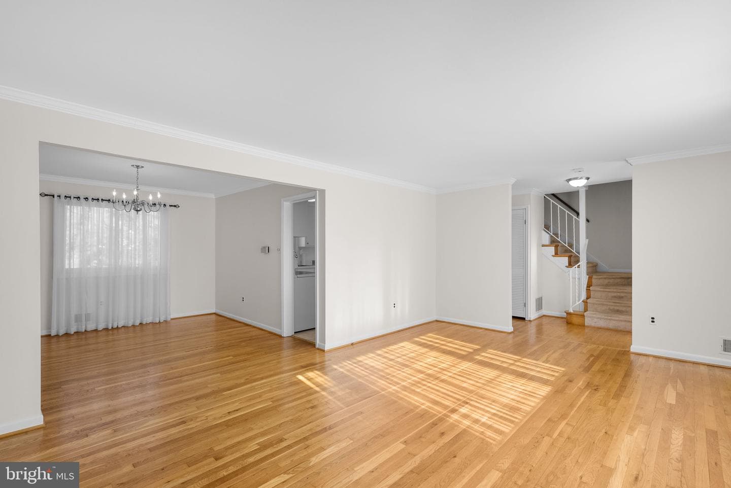 111 Tamarisk Court photo 5