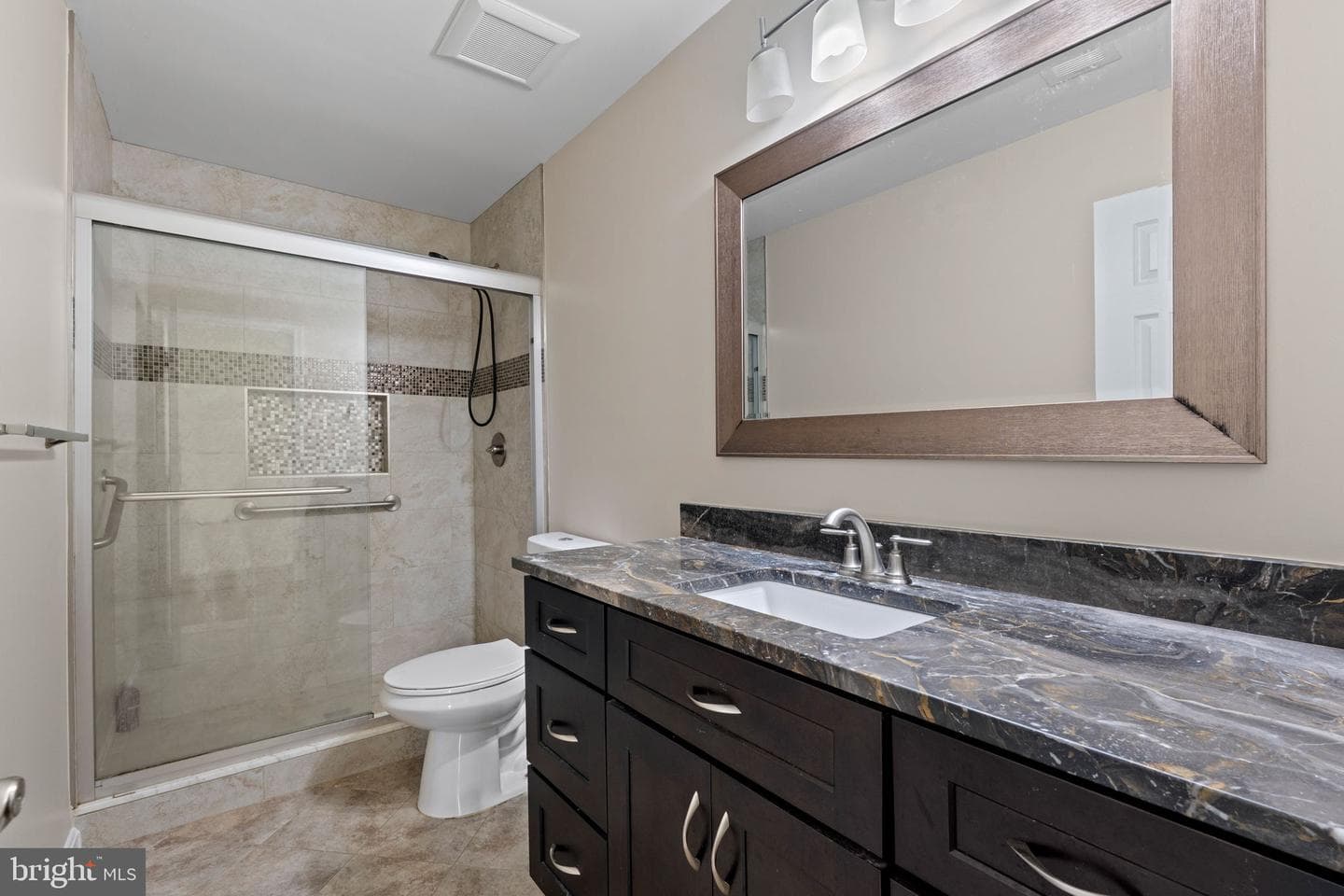 3707 Green Ash Court photo 32