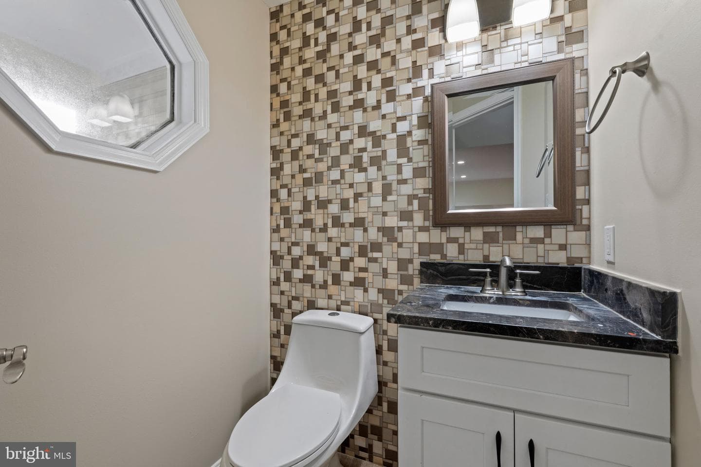 3707 Green Ash Court photo 8