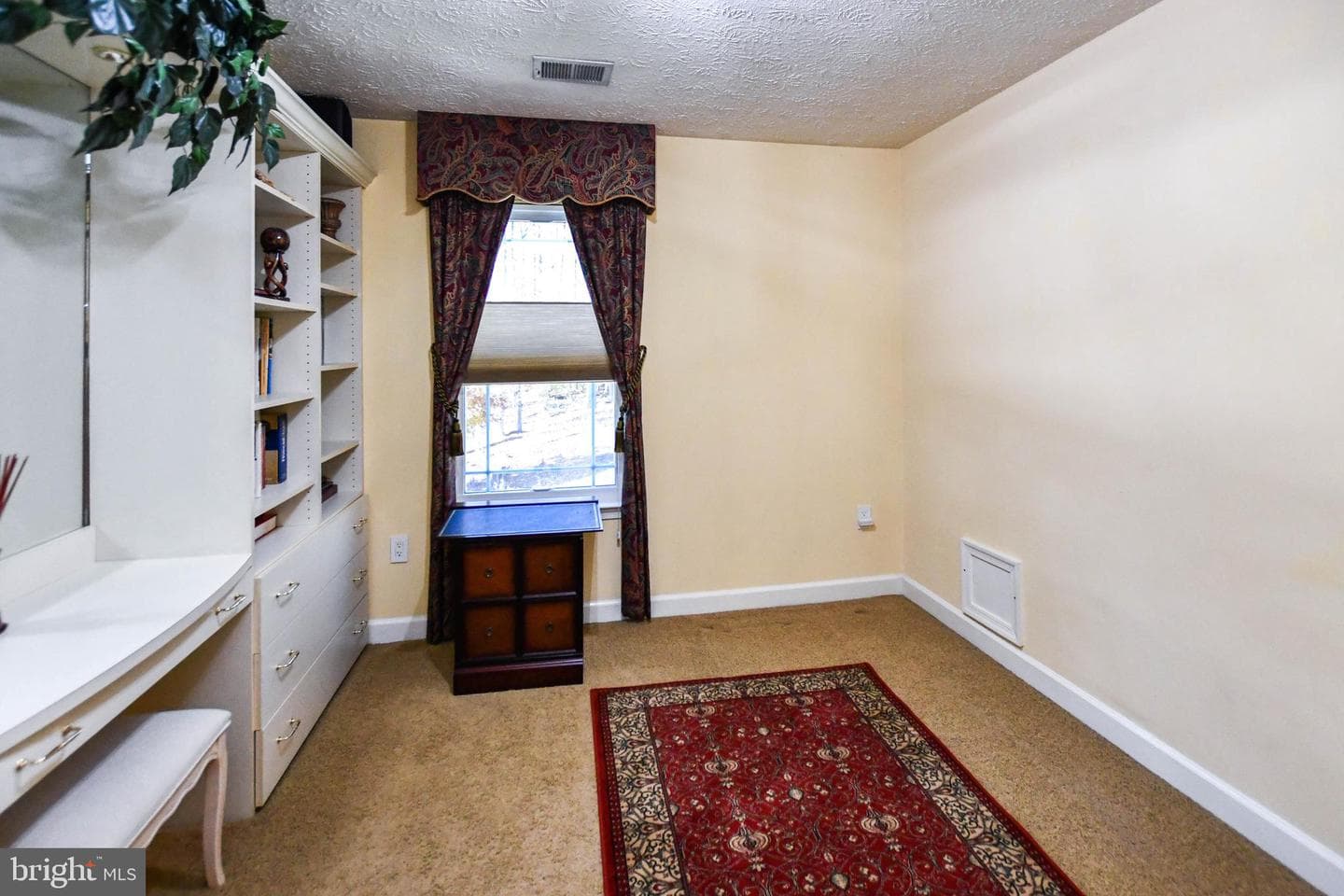 11406 Canterbury Court photo 39